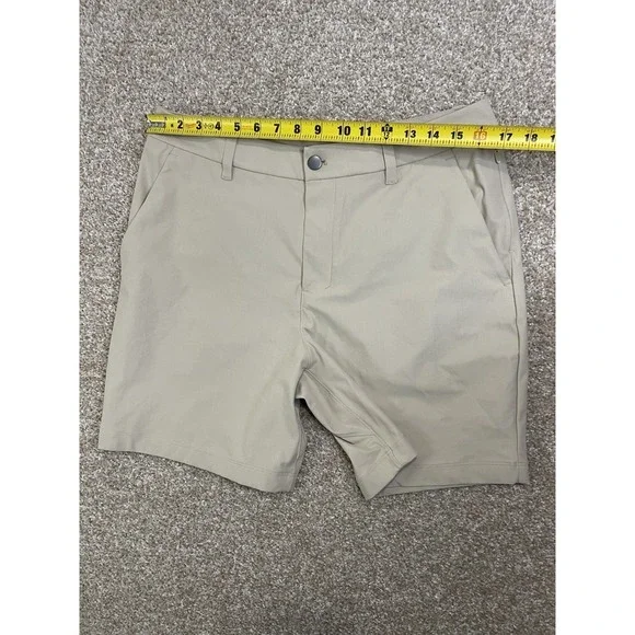 Lululemon Commission‎ Relaxed Fit Khaki Chino Shorts  Inseam Men's Size 32 - Picture 7 of 11